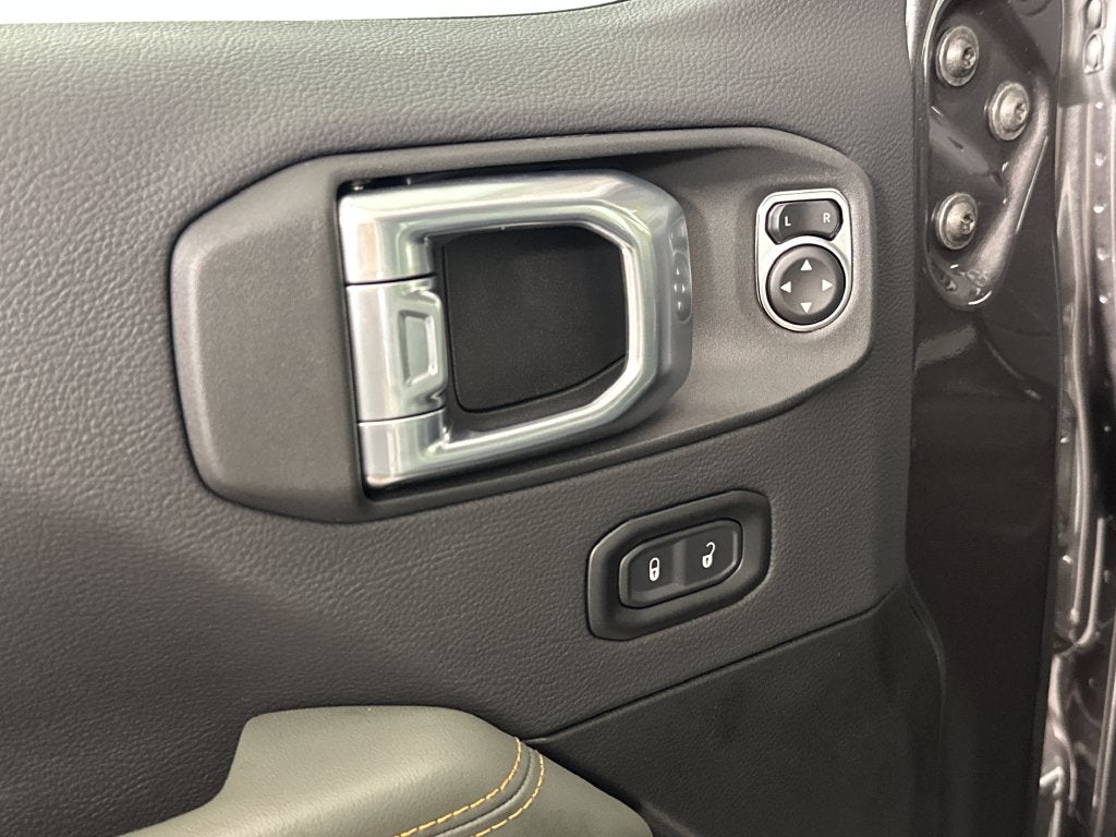 2027 Jeep Gladiator GLADIATOR MOJAVE X 4X4