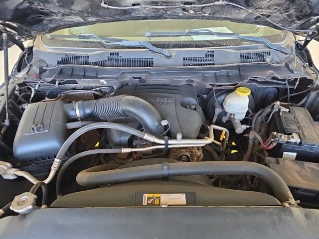 2017 RAM 1500 Lone Star Crew Cab 4x4 5'7' Box