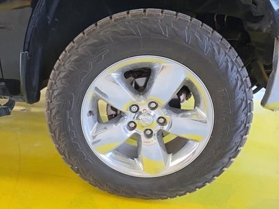 2017 RAM 1500 Lone Star Crew Cab 4x4 5'7' Box