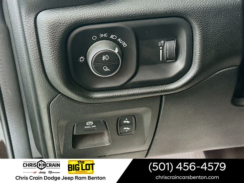 2023 RAM 1500 Big Horn Crew Cab 4x2 5'7' Box