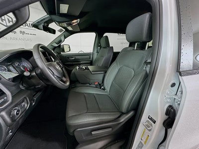 2026 RAM Ram 1500 RAM 1500 TRADESMAN CREW CAB 4X2 5'7' BOX