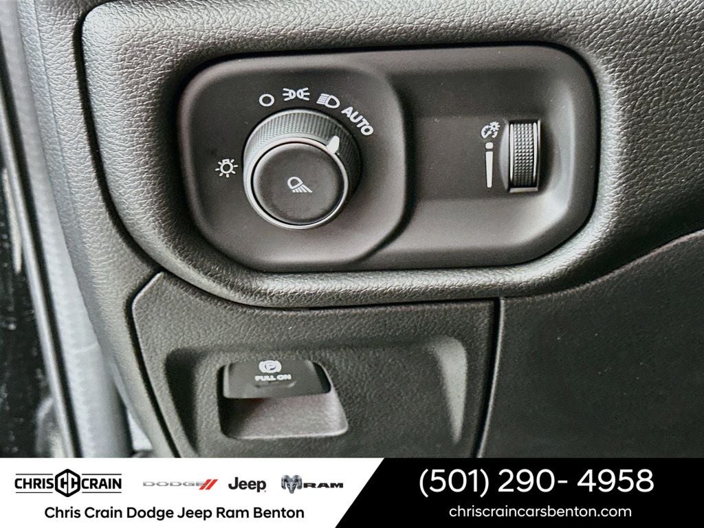 2026 RAM Ram 1500 RAM 1500 TRADESMAN CREW CAB 4X2 6'4' BOX