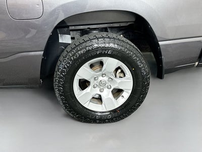 2021 RAM 1500 Big Horn Quad Cab 4x4 6'4' Box