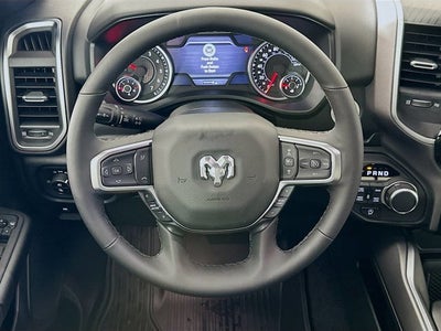 2025 RAM Ram 1500 RAM 1500 BIG HORN CREW CAB 4X4 5'7' BOX