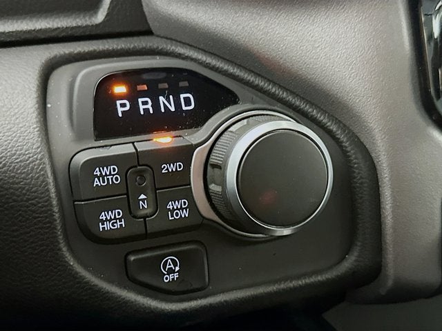 2025 RAM 1500 Big Horn Crew Cab 4x4 5'7' Box