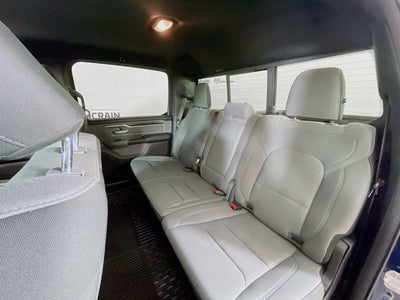 2022 RAM 1500 Big Horn Crew Cab 4x4 5'7' Box