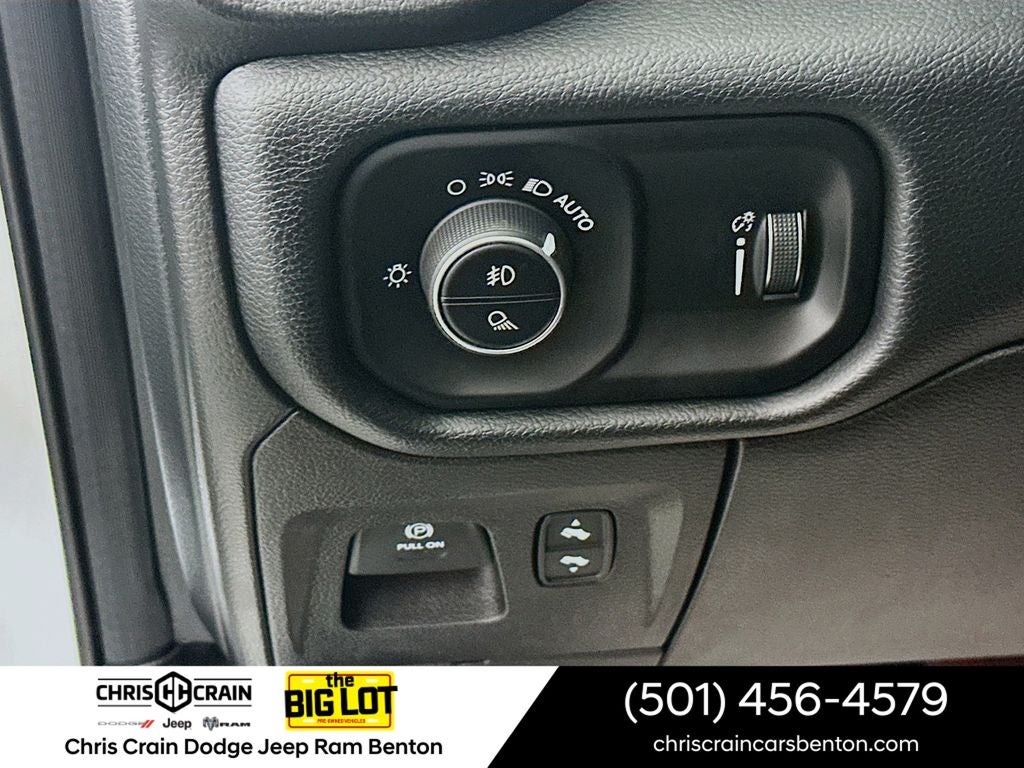 2021 RAM 1500 Big Horn Crew Cab 4x4 5'7' Box