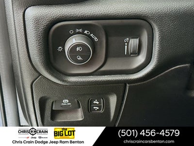 2020 RAM 1500 Big Horn Crew Cab 4x4 5'7' Box