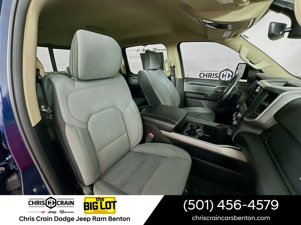 2020 RAM 1500 Big Horn Crew Cab 4x4 5'7' Box