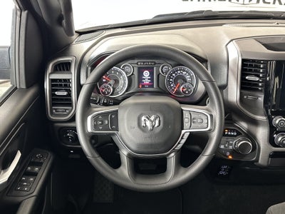 2027 RAM Ram 1500 RAM 1500 EXPRESS CREW CAB 4X4 5'7' BOX