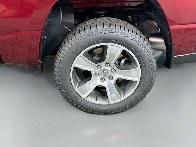 2026 RAM Ram 1500 RAM 1500 TRADESMAN CREW CAB 4X4 5'7' BOX