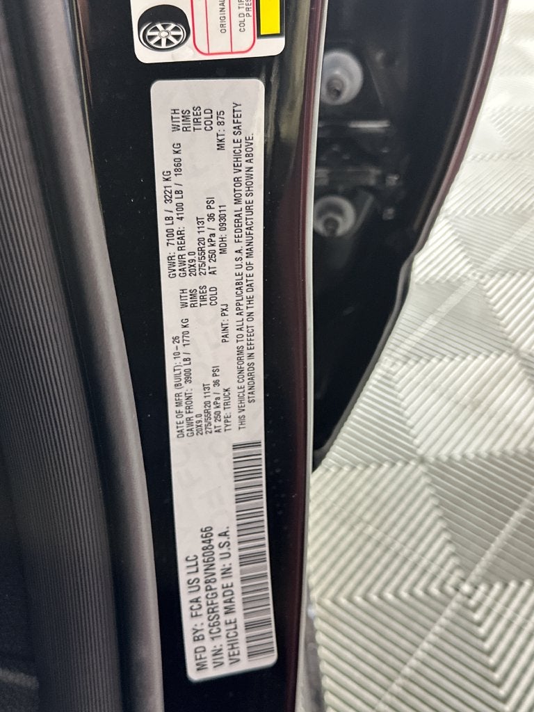 2027 RAM Ram 1500 RAM 1500 EXPRESS CREW CAB 4X4 5'7' BOX