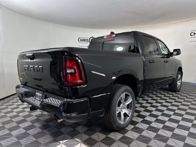 2027 RAM Ram 1500 RAM 1500 EXPRESS CREW CAB 4X4 5'7' BOX