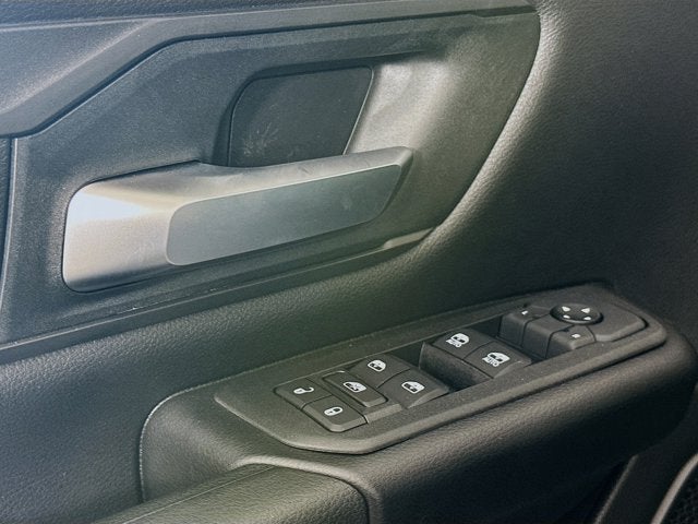 2026 RAM Ram 1500 RAM 1500 TRADESMAN CREW CAB 4X4 5'7' BOX