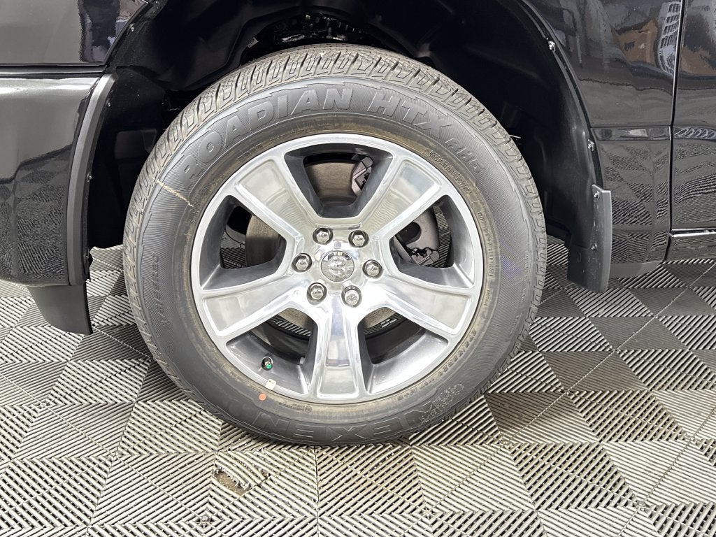 2027 RAM Ram 1500 RAM 1500 EXPRESS CREW CAB 4X4 5'7' BOX