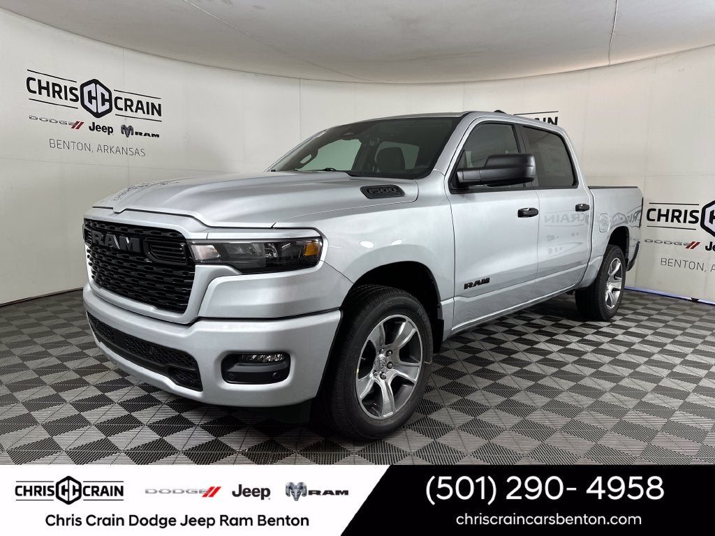 2027 RAM Ram 1500 RAM 1500 EXPRESS CREW CAB 4X4 5'7' BOX