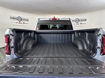 2027 RAM Ram 1500 RAM 1500 EXPRESS CREW CAB 4X4 5'7' BOX