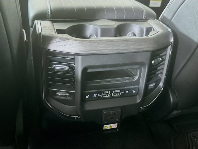 2026 RAM Ram 1500 RAM 1500 LIMITED CREW CAB 4X4 5'7' BOX