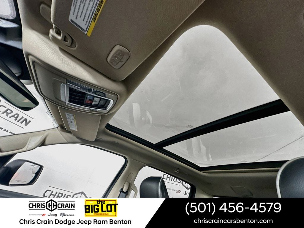 2021 RAM 1500 Laramie Crew Cab 4x4 5'7' Box