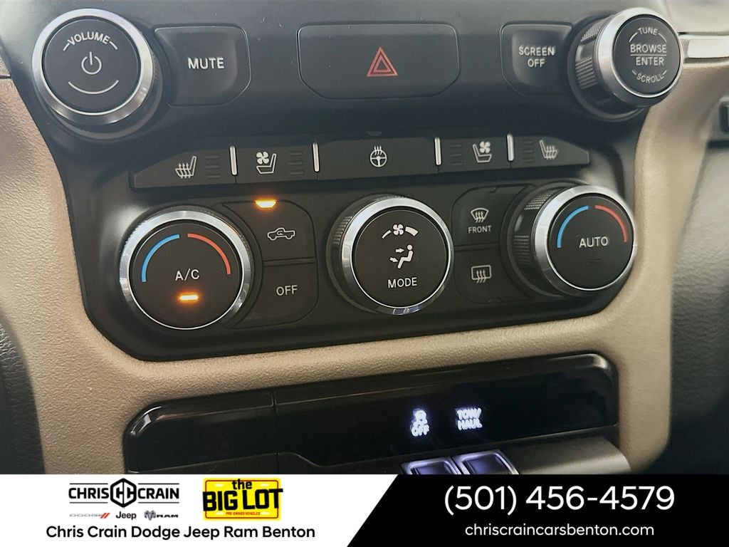 2022 RAM 1500 Laramie Crew Cab 4x4 5'7' Box