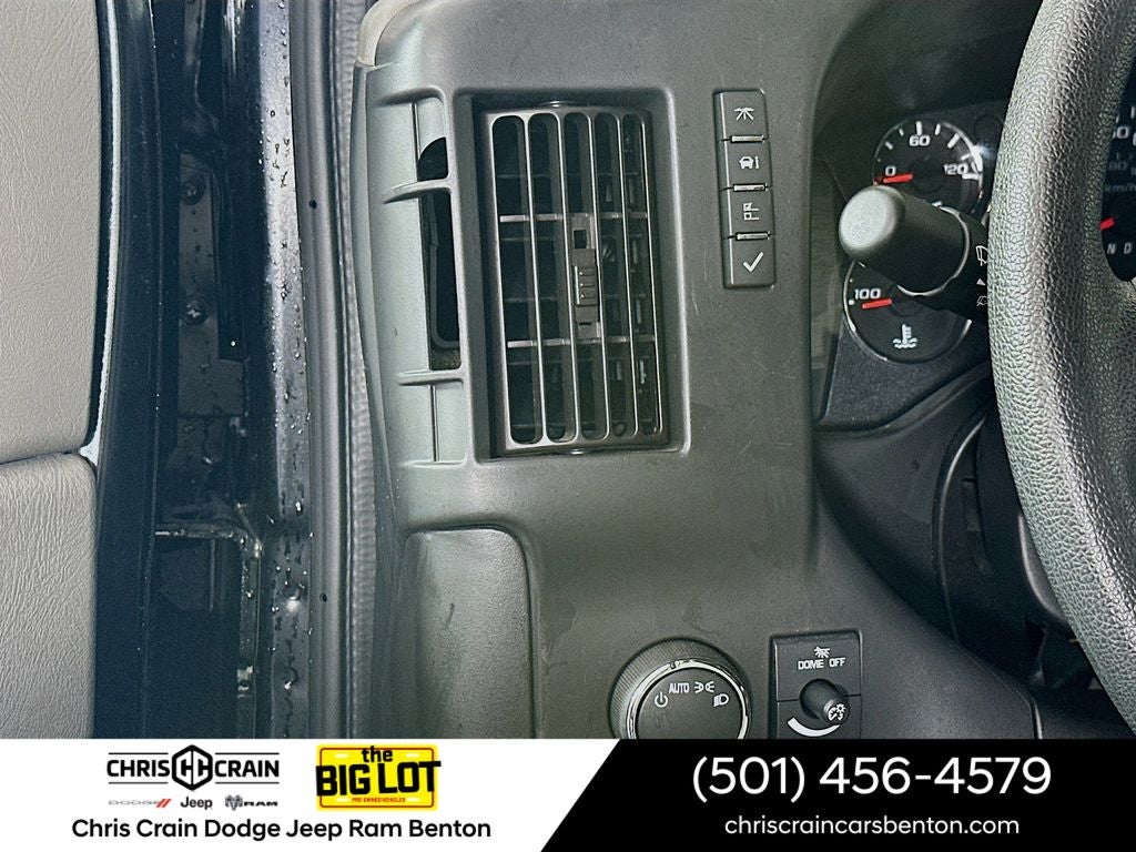 2025 Chevrolet Express Passenger RWD 3500 Extended Wheelbase LS