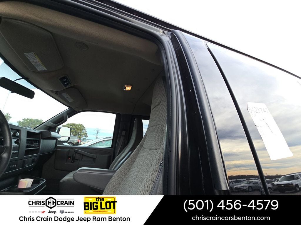 2025 Chevrolet Express Passenger RWD 3500 Extended Wheelbase LS