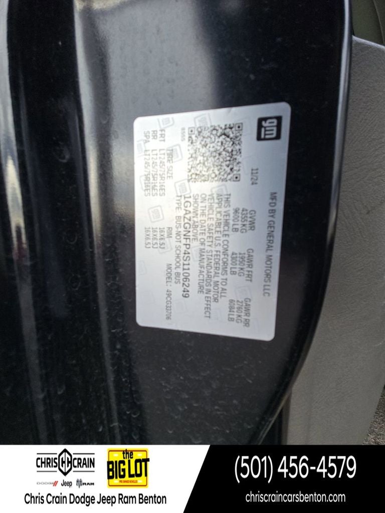 2025 Chevrolet Express Passenger RWD 3500 Extended Wheelbase LS