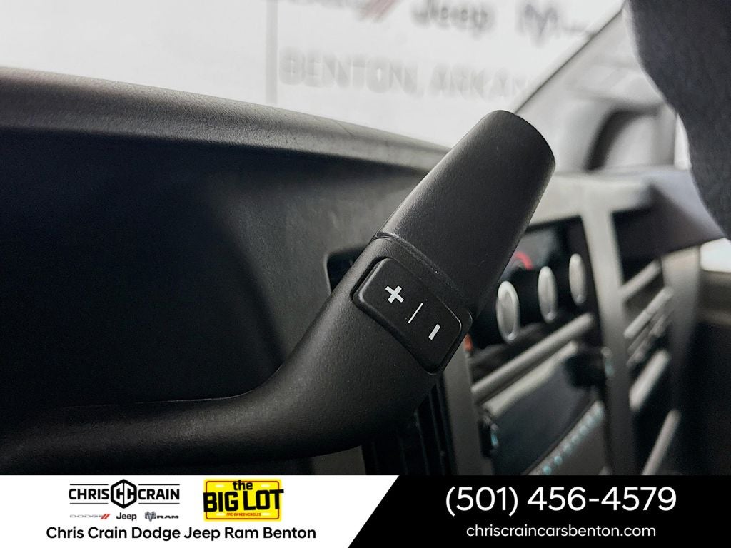 2025 Chevrolet Express Passenger RWD 3500 Extended Wheelbase LS