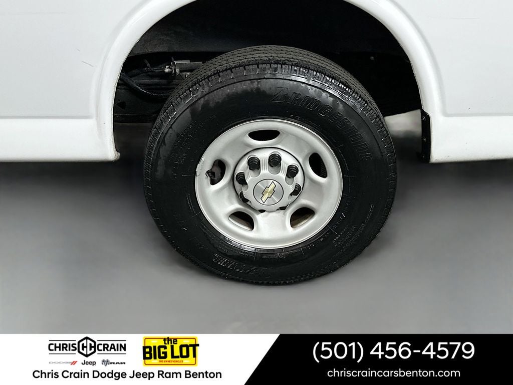 2023 Chevrolet Express Passenger RWD 3500 Extended Wheelbase LT