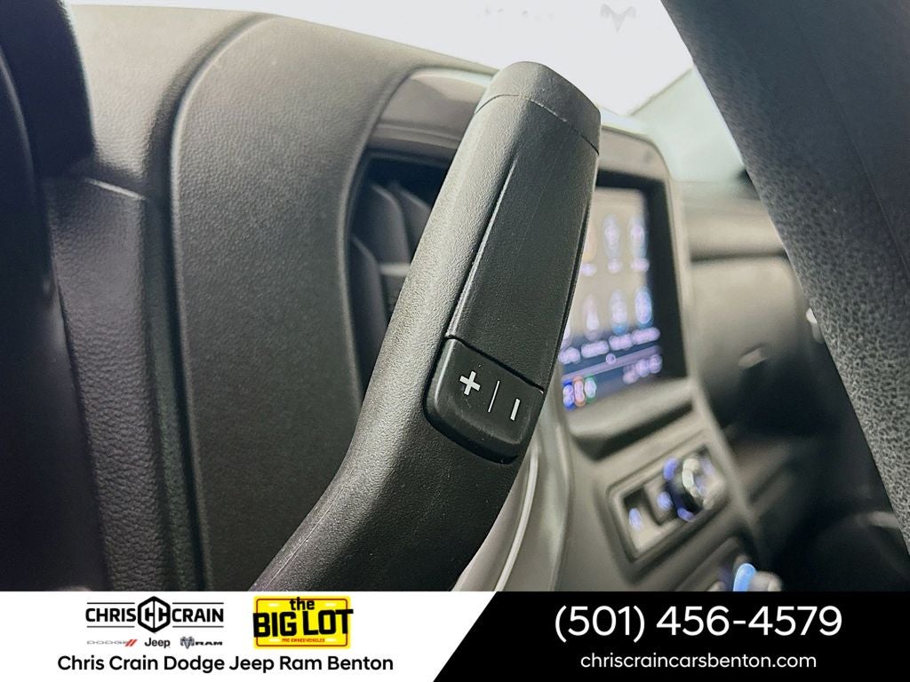 2022 Chevrolet Silverado 1500 4WD Crew Cab Short Bed Custom