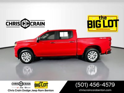 2022 Chevrolet Silverado 1500 4WD Crew Cab Short Bed Custom