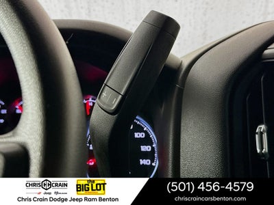 2023 Chevrolet Silverado 1500 4WD Crew Cab Short Bed Custom