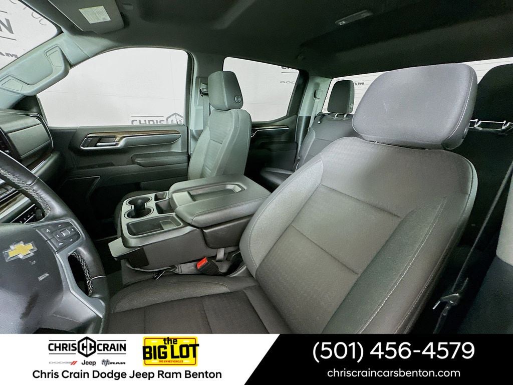2023 Chevrolet Silverado 1500 4WD Crew Cab Standard Bed LT