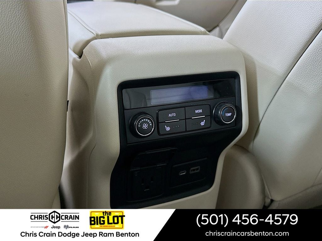 2023 GMC Acadia AWD Denali