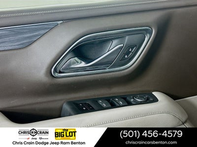 2023 GMC Yukon XL 4WD SLT