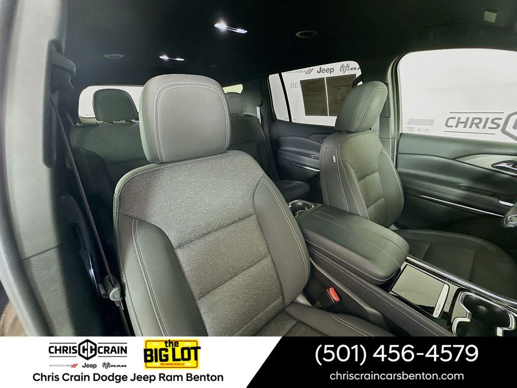 2024 Chevrolet Traverse FWD LT