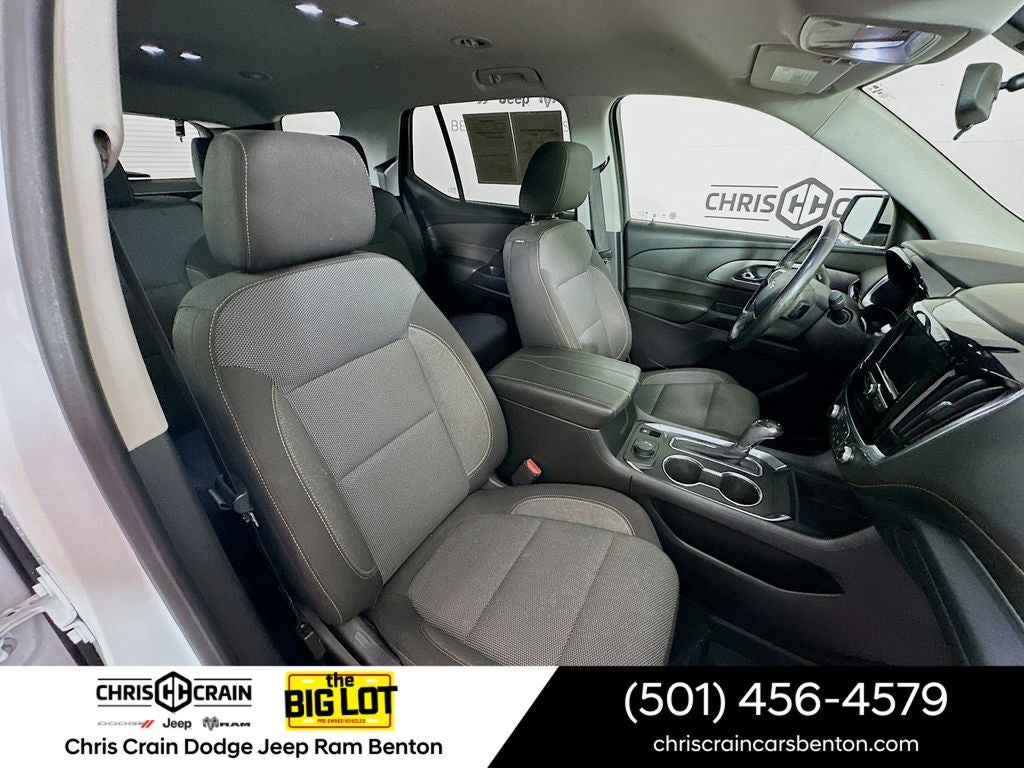 2020 Chevrolet Traverse FWD LT Cloth