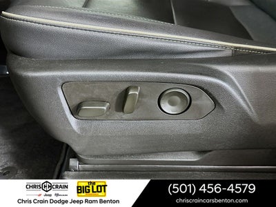 2023 Chevrolet Suburban 4WD Premier