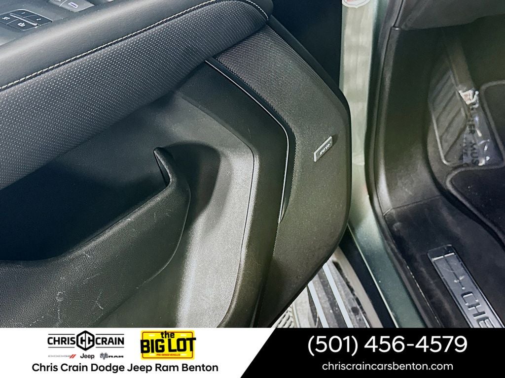 2023 Chevrolet Suburban 4WD Premier