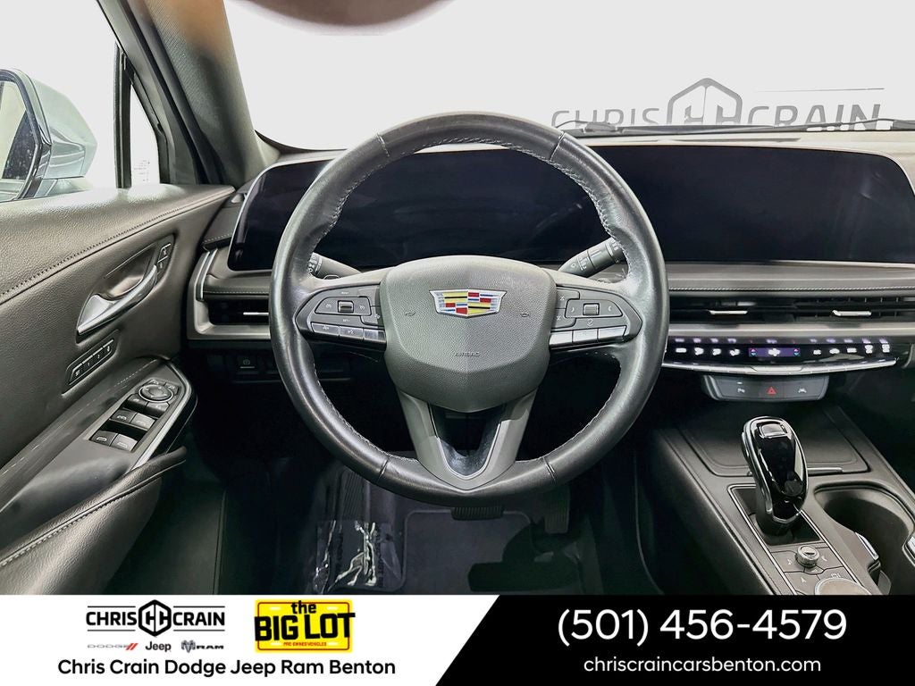 2025 Cadillac XT4 FWD Premium Luxury