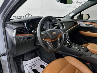 2025 Cadillac XT5 FWD Premium Luxury
