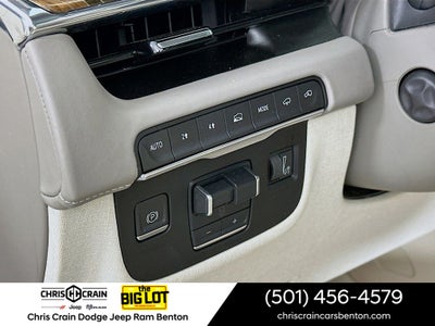 2023 Cadillac Escalade 4WD Sport Platinum