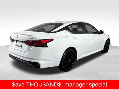 2022 Nissan Altima SR FWD