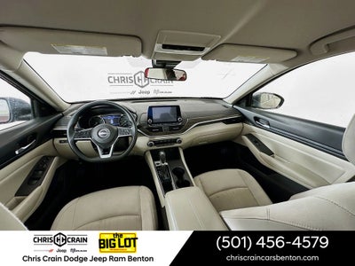 2025 Nissan Altima SV FWD