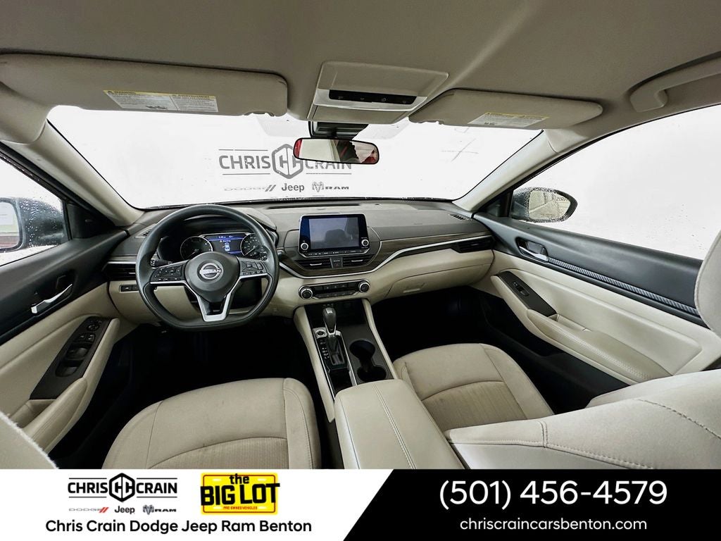 2025 Nissan Altima SV FWD