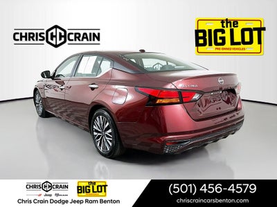 2025 Nissan Altima SV FWD