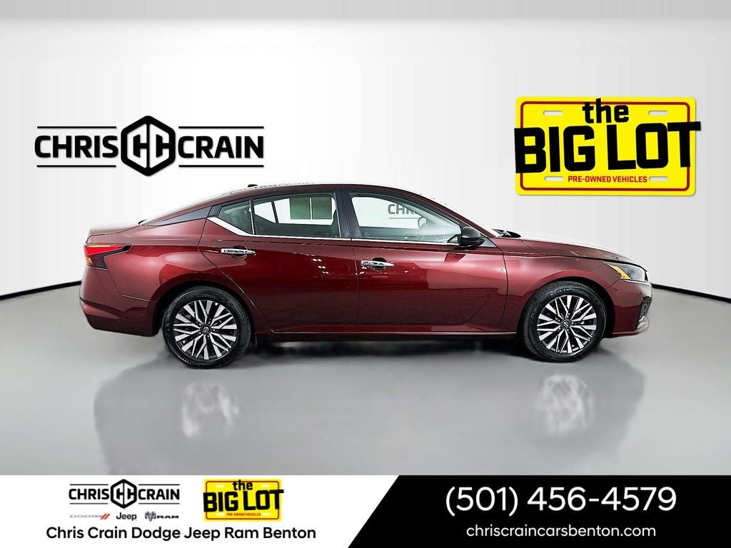 2025 Nissan Altima SV FWD