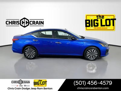 2025 Nissan Altima SV FWD