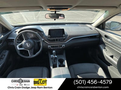 2025 Nissan Altima SV FWD