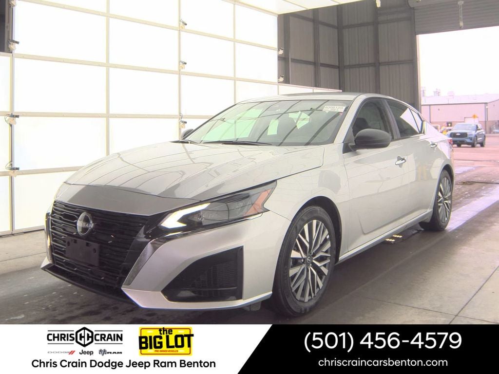 2025 Nissan Altima SV FWD